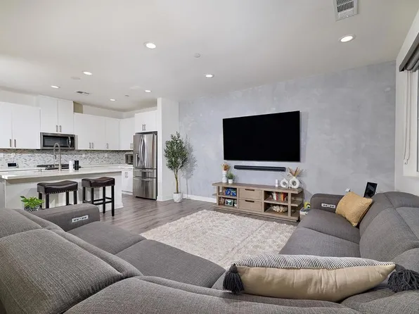 1278 Via Fanal, Oceanside, CA 92056