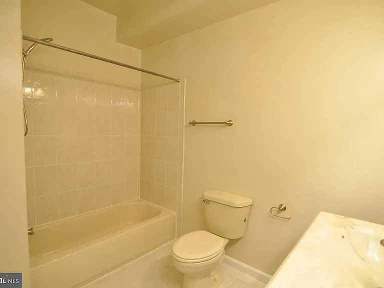 Bathroom1