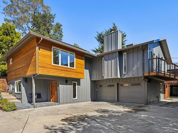 3rd image of 320 Montford Avenue