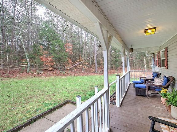 5th image of 161 Reynolds Bridge Rd