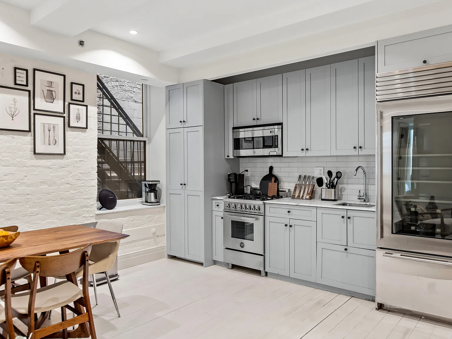 43 West 27th Street — Photo 2