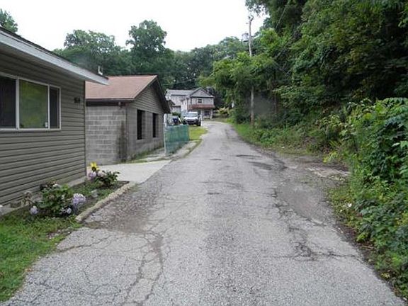 5th image of 2615 Short St