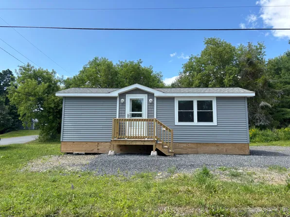 30 North Street, Caribou, ME 04736