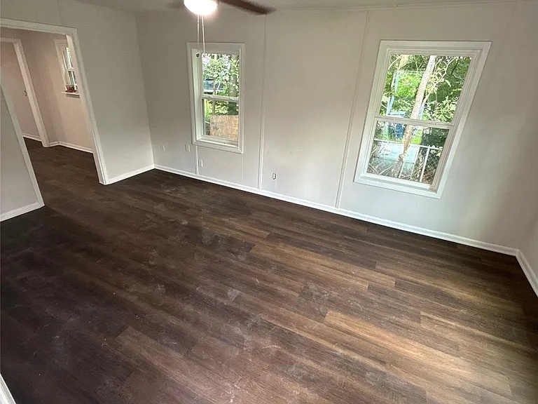 431 N Tinsley St — Photo 3