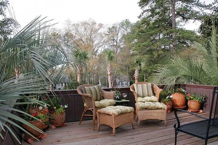 Sun deck