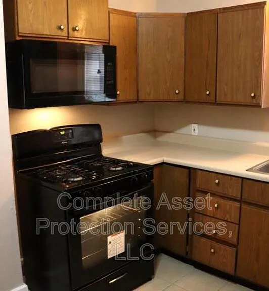 308 Harrison St — Photo 8