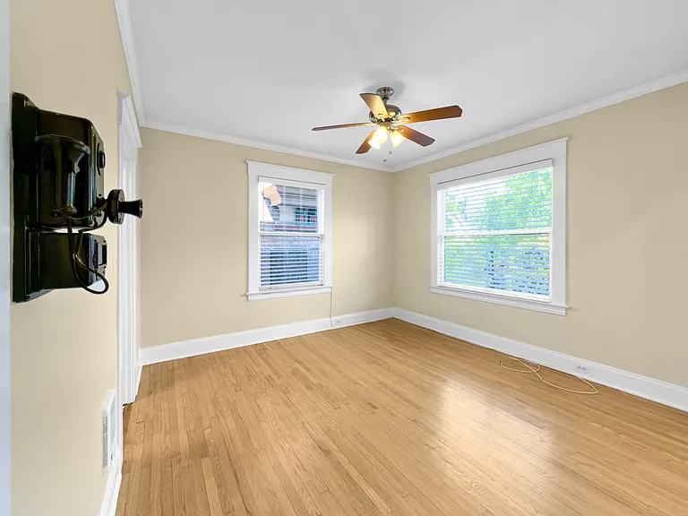 2056 NW Glisan St — Photo 25