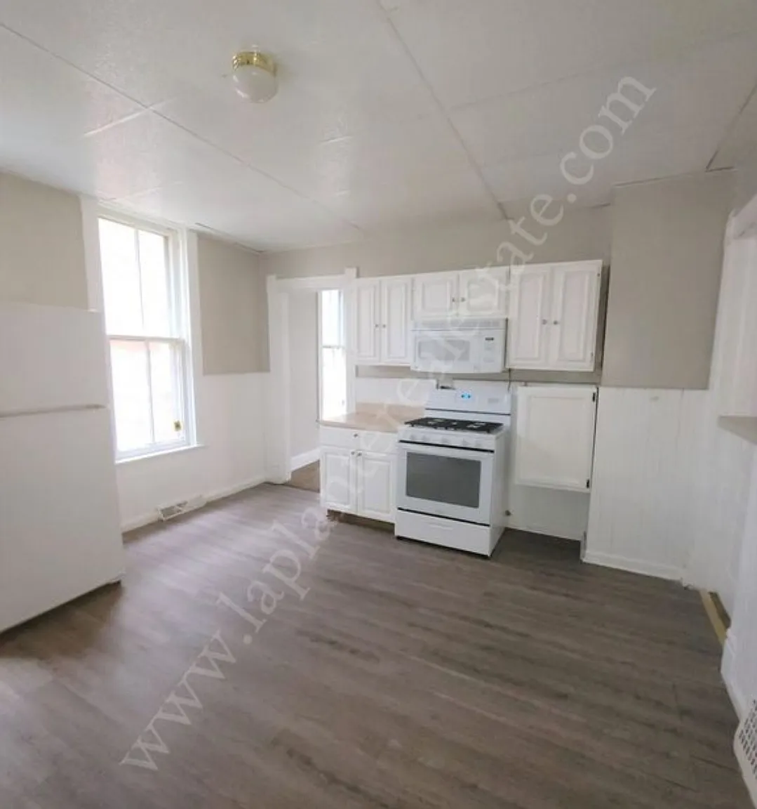 2906 Warsaw St — Photo 3