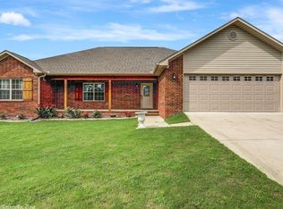 105 Wolfrun Ln, Hot Springs, AR 71913