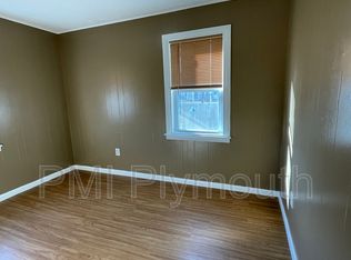 590-592 S 1st St APT 1E, New Bedford, MA 02740