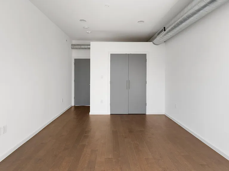634 W Jefferson St #3 — Photo 10