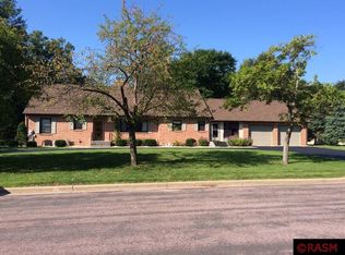 54 Roslyn Rd, New Ulm, MN 56073