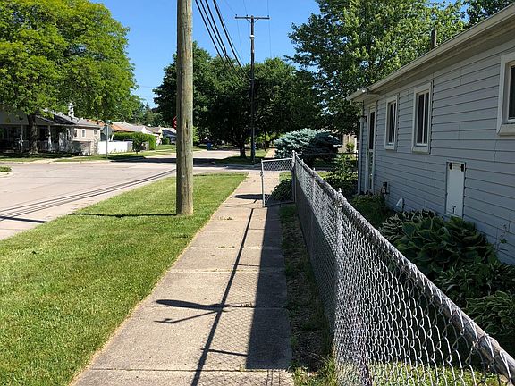 5th image of 21745 Powers Ave