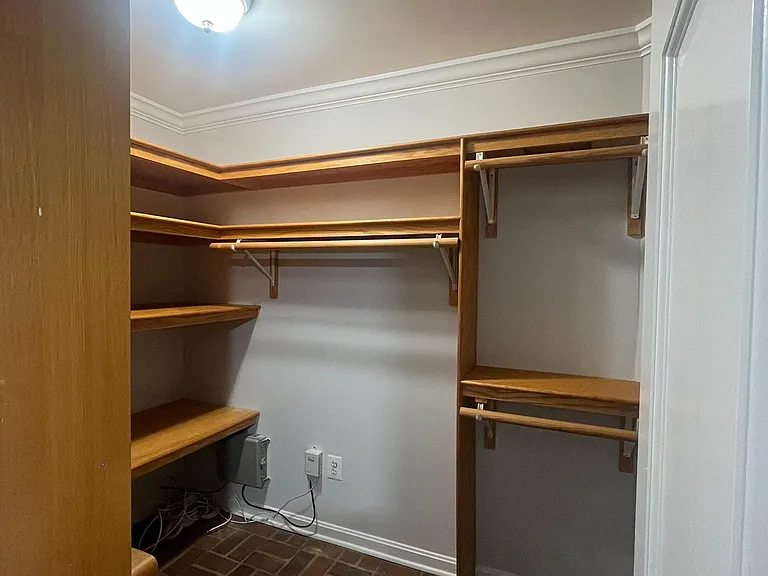 315 N Maple Ave — Photo 20