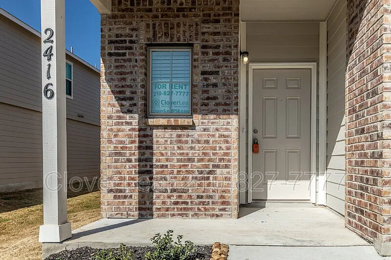 4 bed, 2.5 bath, 2125 sqft, $1,997 — Photo 4