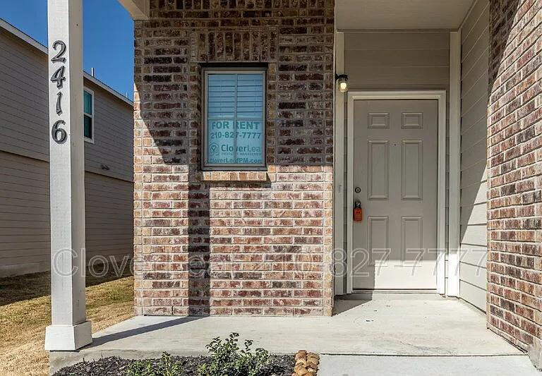2416 Marty Way — Photo 4