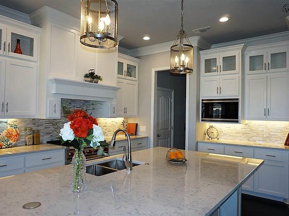 5th image of 10 Olive Branch Ct