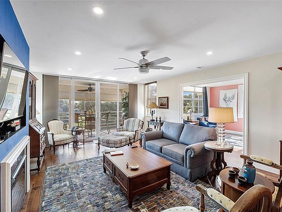 3rd image of 804 Cypress Grove Lane #407
