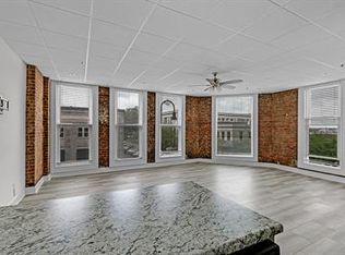 201 E Lafayette St #2D, Jackson, TN 38301