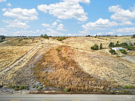 2nd image of Foothill Rd