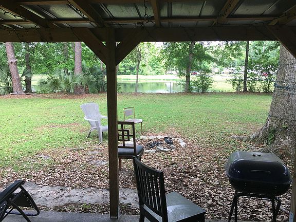 4th image of 825 Essex Dr