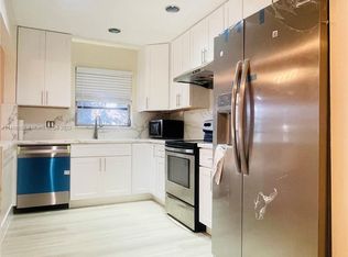 2202 Nova Village Dr, Davie, FL 33317