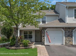 30 Buford Ct, Tinton Falls, NJ