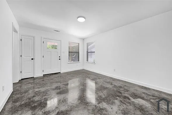 728 King Ave — Photo 15