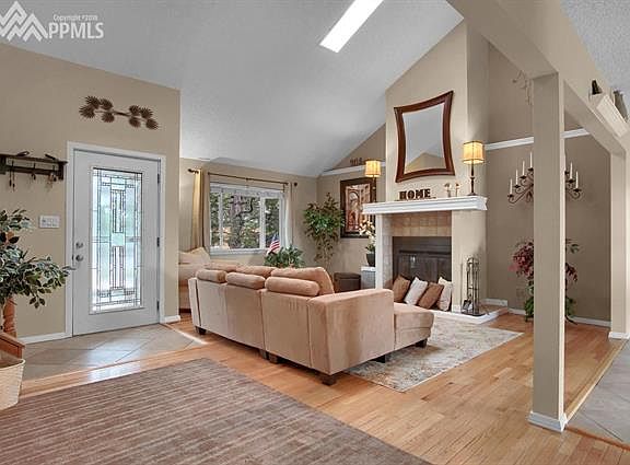 3rd image of 5170 Thistle Ct