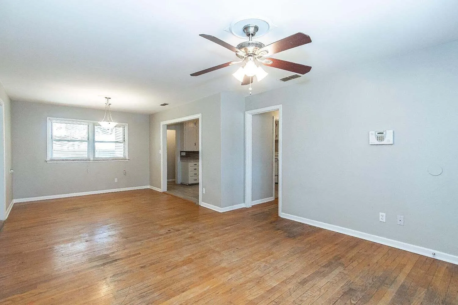 4 bed, 2.0 bath, 1634 sqft, $1,650 — Photo 4