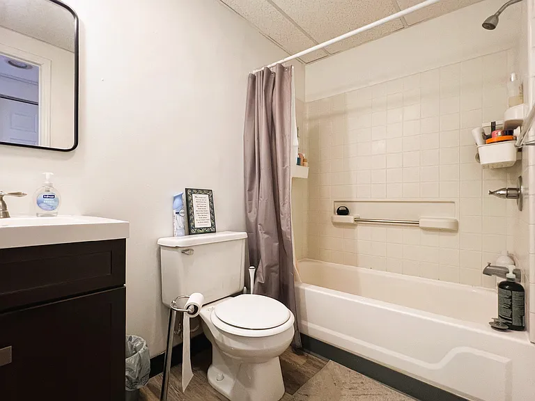 4257 Main St #3F — Photo 10