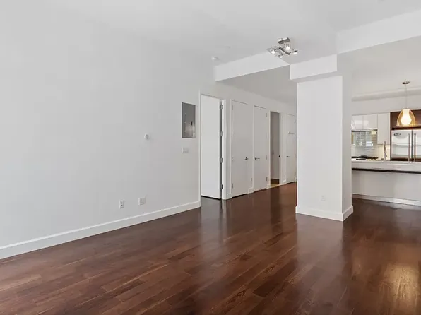 2-17 51st Avenue 519 image 3 of 16
