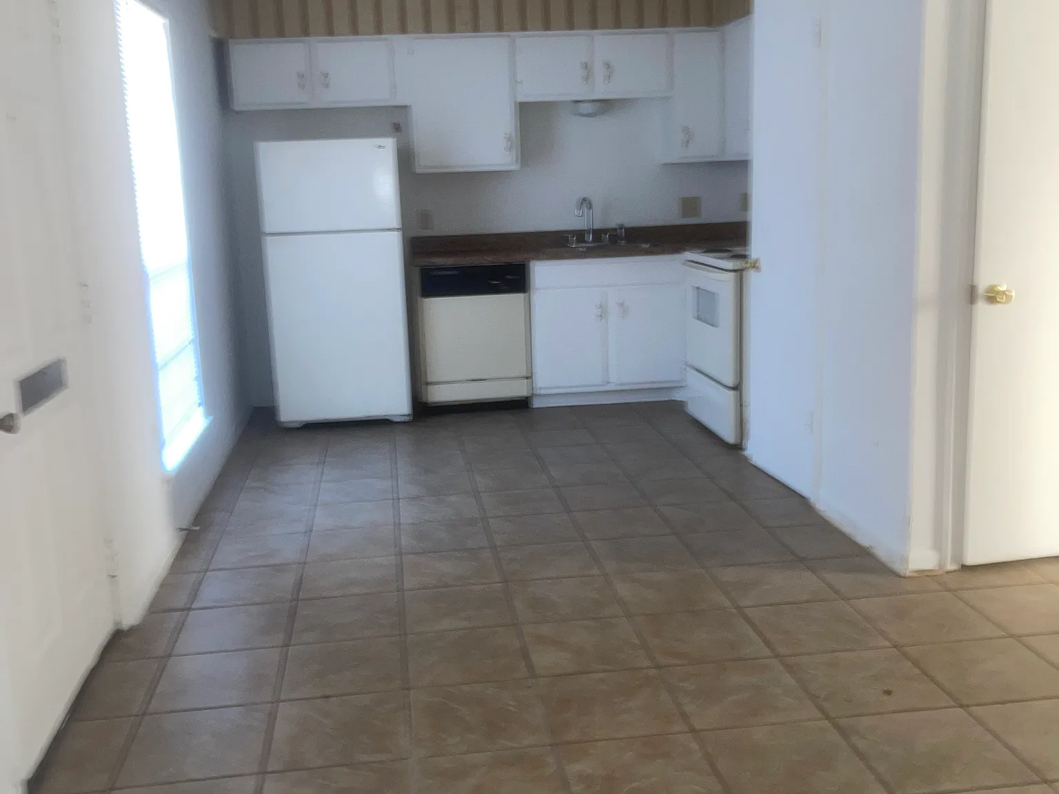1 bed, $720 — Photo 2