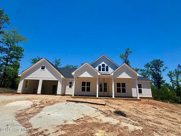 2nd image of 916 Fairbourne Drive