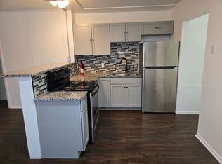 6541 2nd St NE APT 4, Minneapolis, MN 55432