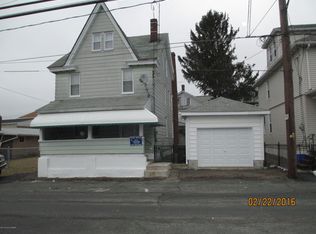 309 E Spruce St, Hazleton, PA 18201