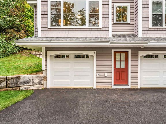 4th image of 41 Fownes Mill Court Unit 10