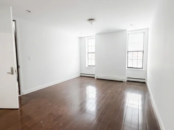 6823 3rd Avenue image 1 of 8