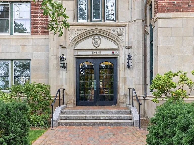 987 Memorial Dr #G73 — Photo 1