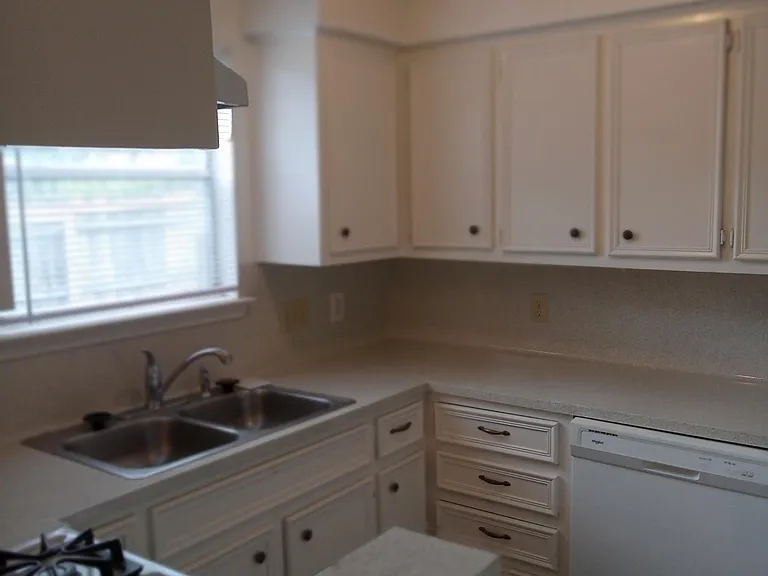 6018 Westcreek Dr #B — Photo 2