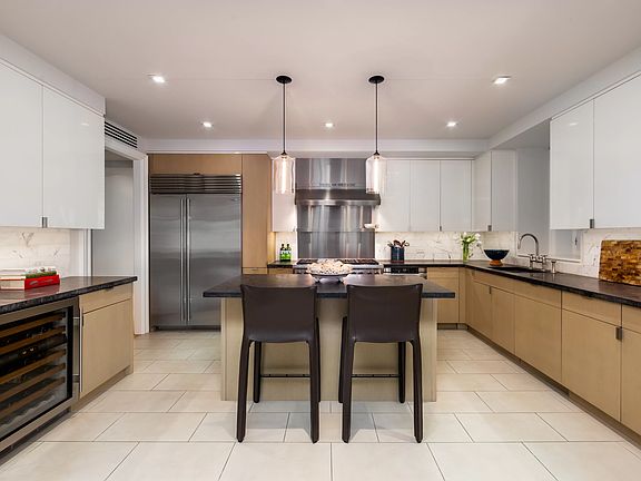 4th image of 141 E 88th St APT 8F
