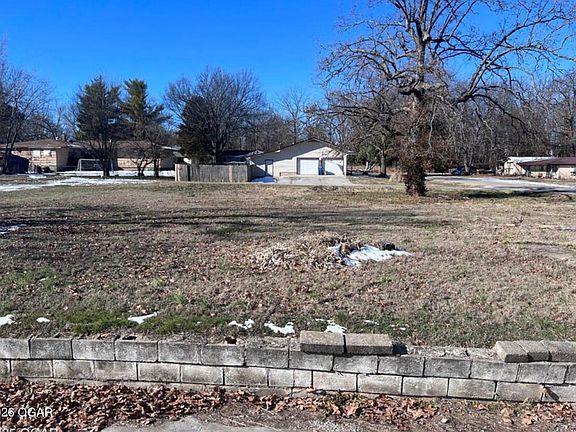 5th image of Hazel Ave