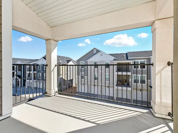 13714 S Hanley Ln #Hh303, Riverton, UT 84096