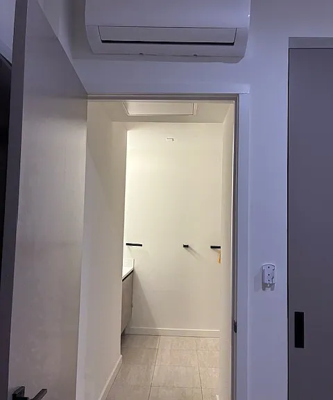 955 S Fedora Street — Photo 10