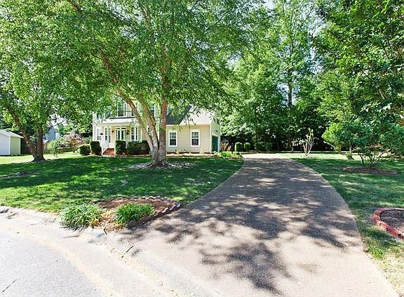 3rd image of 3717 Governor Yeardley Ln