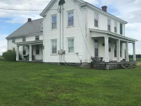136 Route 276, Champlain, NY 12919