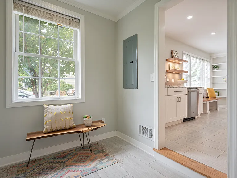 1006 Avon St — Photo 14