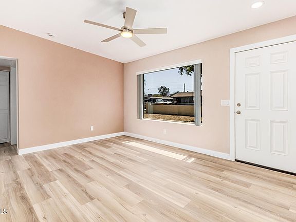 4th image of 1712 W CORONA Avenue