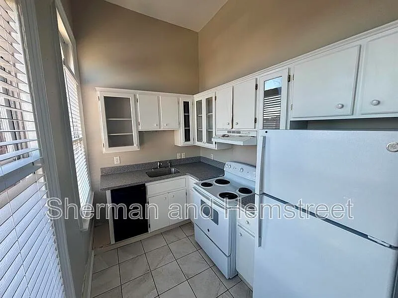 2 bed, 1.0 bath, 800 sqft, $975 — Photo 4