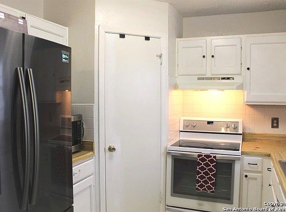 4th image of 10643 Green Timber St